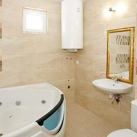 Apartment Sweet 1 & Chaika Area